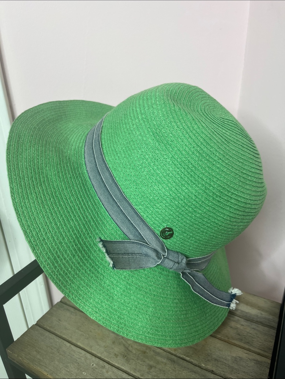 Chaos Green Sun Hat with Denim Blue Band